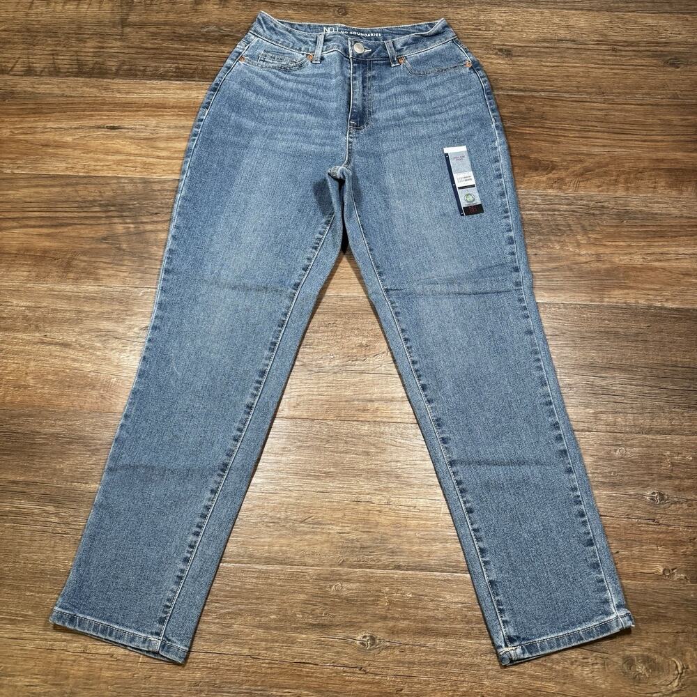 No Boundaries Jeans Junior's Size 1 High Rise Mom Medium Wash Stretch Denim